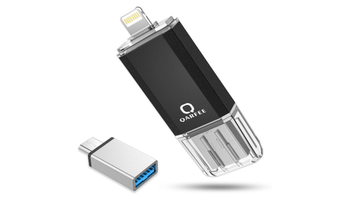 Qarfee, an iPhone USB drive