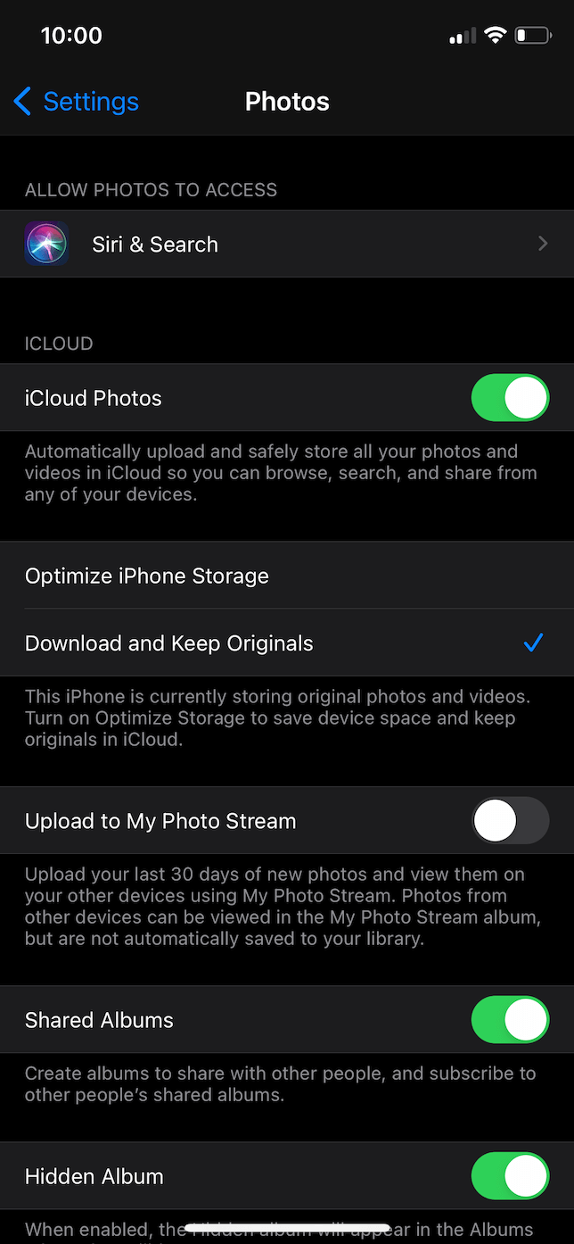 Screenshot of iCloud Photos turned on in Settings app.