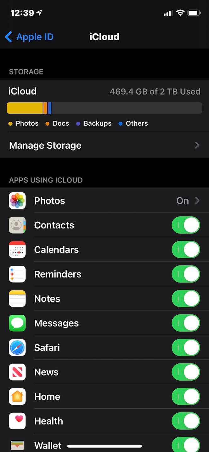 Screenshot showing how to upload iPhone photos to iCloud