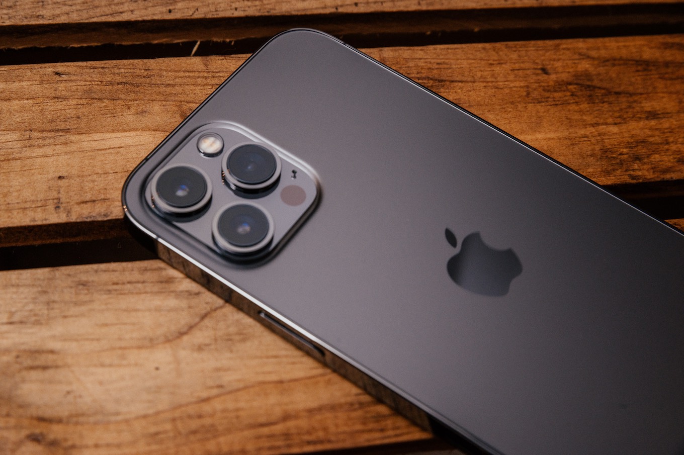 iPhone 12 Pro Max, the best smartphone camera overall