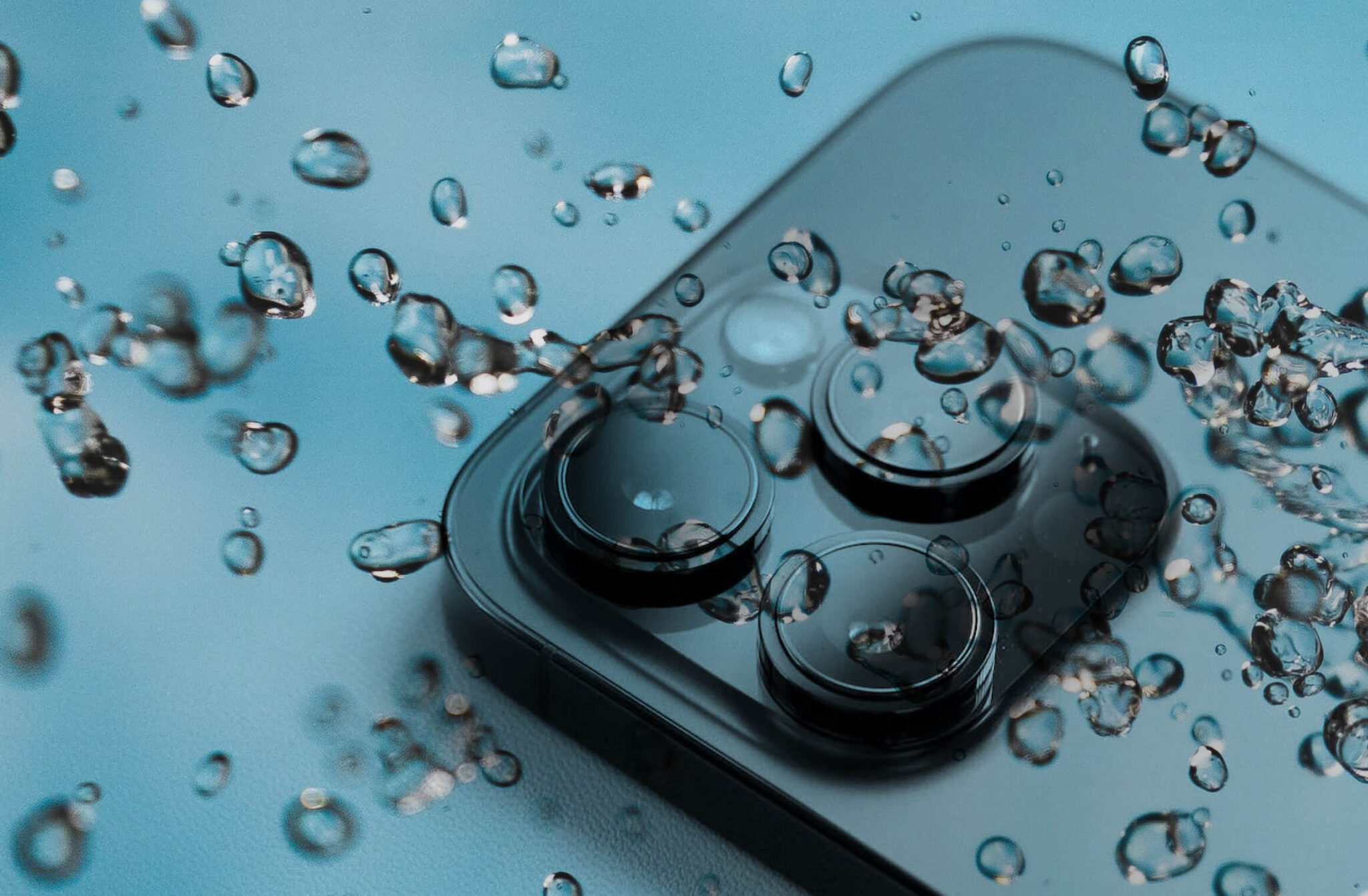 how-to-get-water-out-of-the-iphone-camera-how-to-get-water-out-of